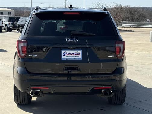 2017 Ford Explorer sport