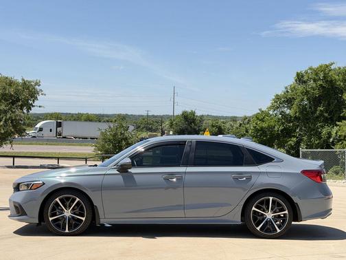 Morning Mist Metallic 2024 Honda Civic Touring