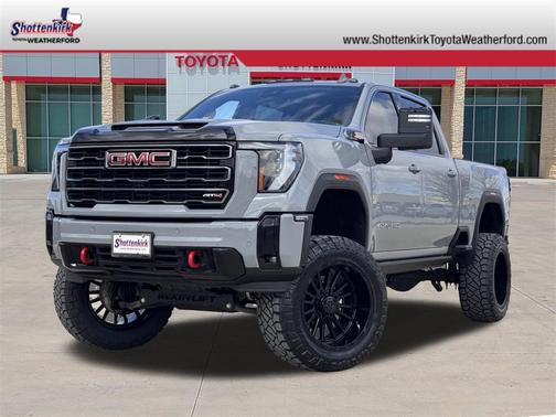2025 GMC Sierra 2500 AT4
