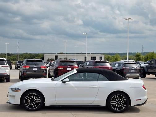 2022 Ford Mustang EcoBoost Premium