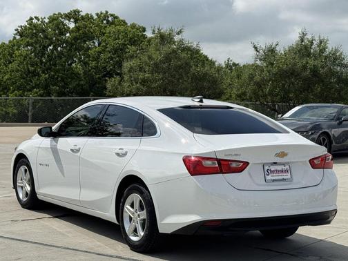 Summit White 2021 Chevrolet Malibu 1LS