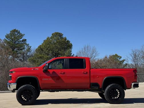 2024 Chevrolet Silverado 2500 LT