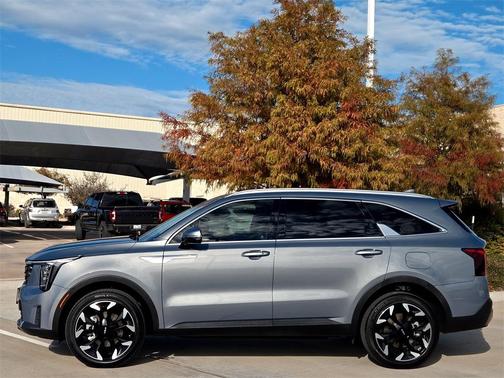 2025 Kia Sorento EX