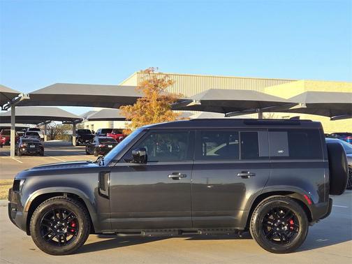 2022 Land Rover Defender 110 S