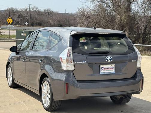 2012 Toyota Prius v Five