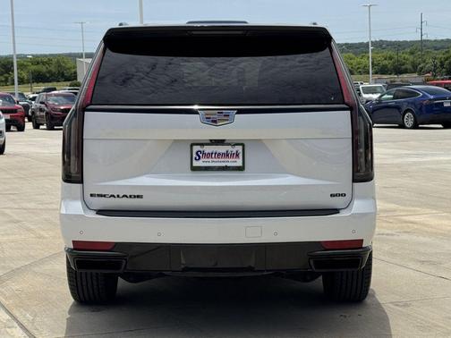 Crystal White Tricoat 2021 Cadillac Escalade Sport