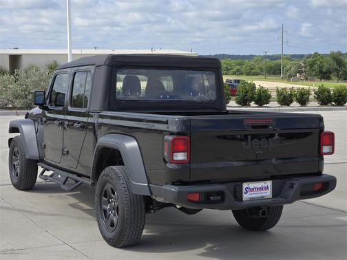 2023 Jeep Gladiator Sport
