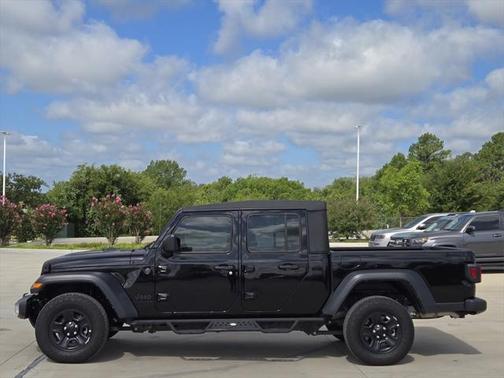 2023 Jeep Gladiator Sport