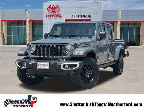 Anvil Clearcoat 2025 Jeep Gladiator Texas Trail