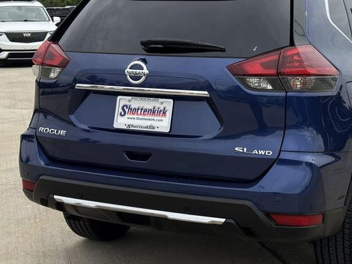 Caspian Blue Metallic 2020 Nissan Rogue SL