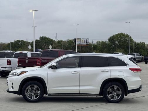 Blizzard Pearl 2019 Toyota Highlander Limited Platinum