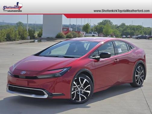 2025 Toyota Prius L