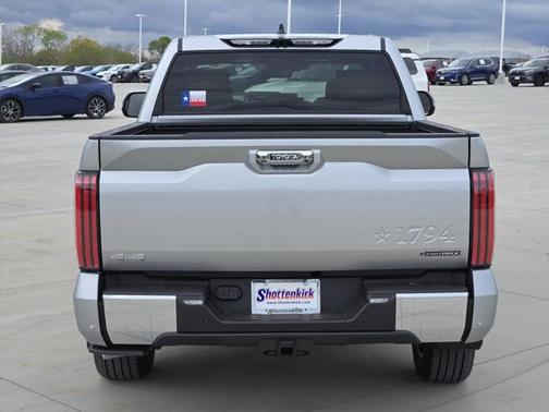 2025 Toyota Tundra Hybrid 1794 Edition