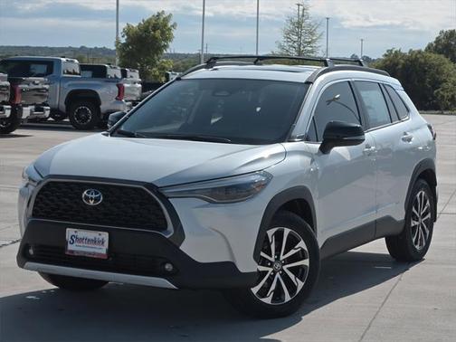 2025 Toyota Corolla Cross XLE