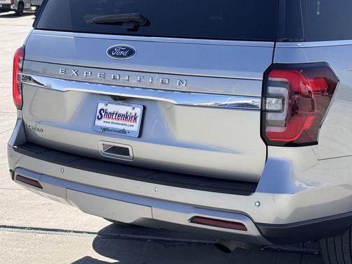 Silver Metallic 2024 Ford Expedition Limited