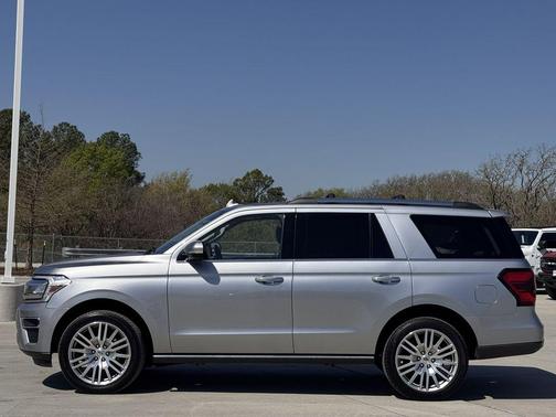 Silver Metallic 2024 Ford Expedition Limited