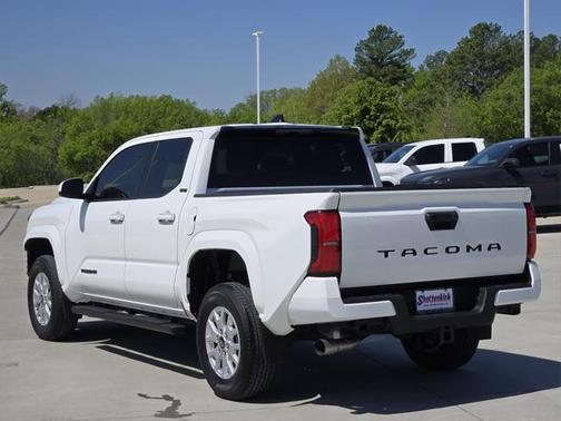2024 Toyota Tacoma SR5