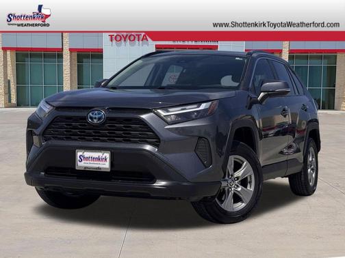 2022 Toyota RAV4 Hybrid XLE