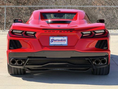 2024 Chevrolet Corvette Stingray w/2LT