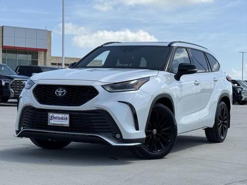 2023 Toyota Highlander XSE