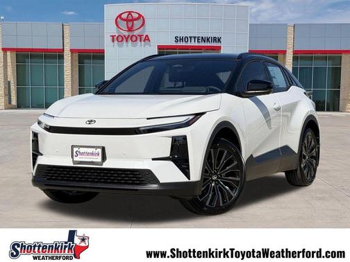 Pearl 2026 Toyota C-HR XSE