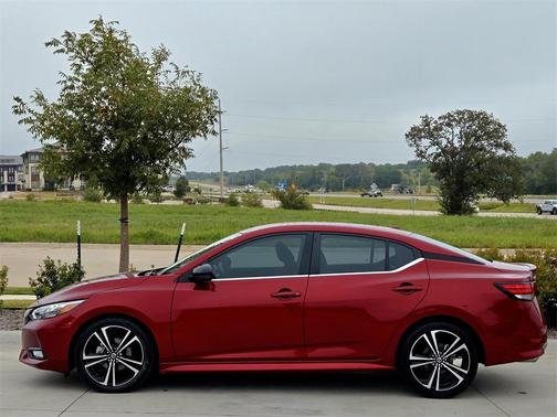 2022 Nissan Sentra SR