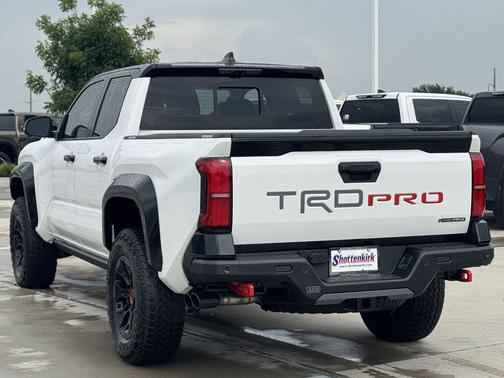 Ice Cap w/Black Roof 2026 Toyota Tacoma Hybrid TRD Pro
