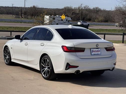 2022 BMW 330e 330e iPerformance