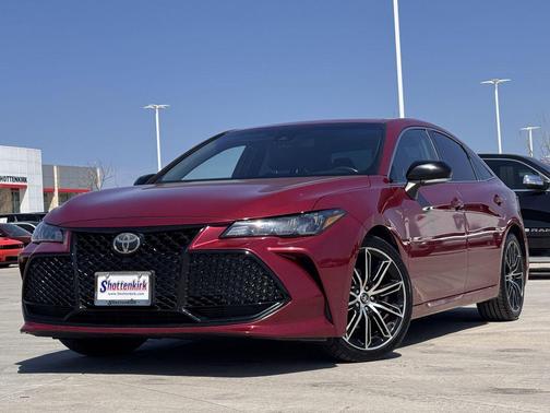 Ruby Flare Pearl 2019 Toyota Avalon XSE