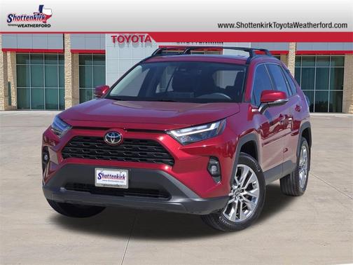 2023 Toyota RAV4 XLE Premium
