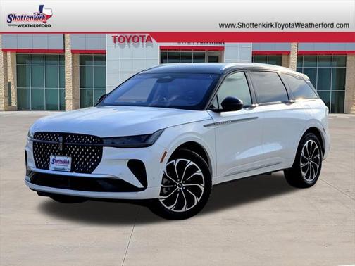 2024 Lincoln Nautilus Reserve