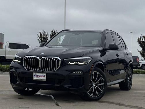Black Sapphire Metallic 2020 BMW X5 xDrive40i