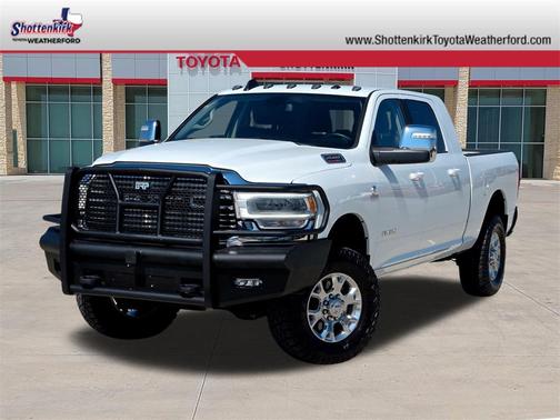 2024 RAM 2500 Laramie Crew Cab 4x4 6'4' Box