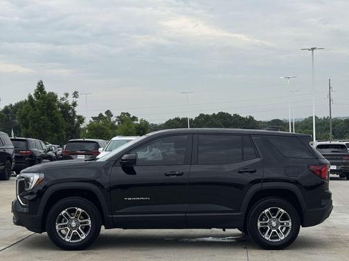 Ebony Twilight Metallic 2026 GMC Terrain FWD Elevation