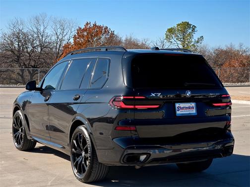 2024 BMW X7 xDrive40i