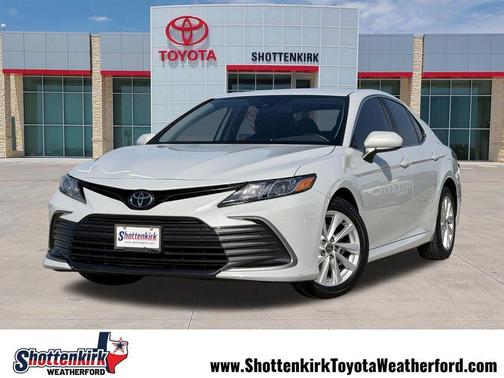 Ice Edge 2023 Toyota Camry LE