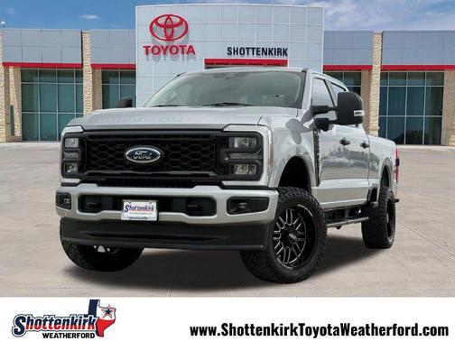Iconic Silver Metallic 2024 Ford F-250 XL