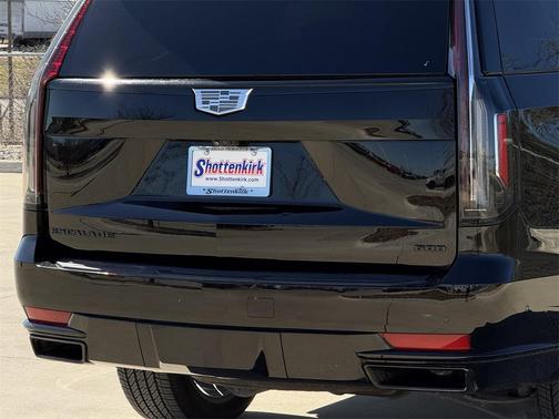 2022 Cadillac Escalade Sport Platinum