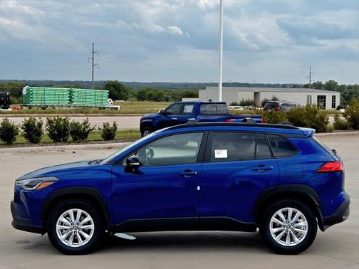 2025 Toyota Corolla Cross LE