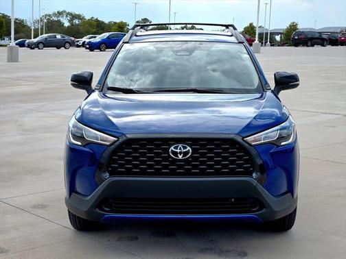 2025 Toyota Corolla Cross LE