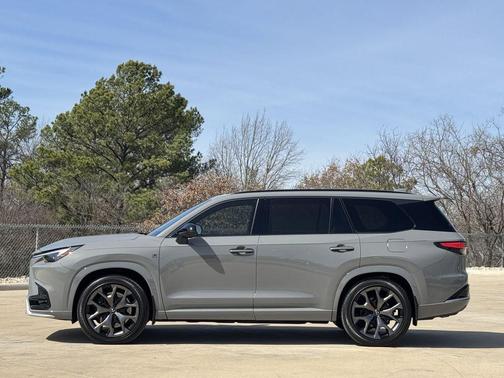 2025 Lexus TX 500h F SPORT Premium