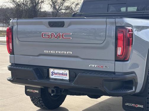 2024 GMC Sierra 1500 AT4X