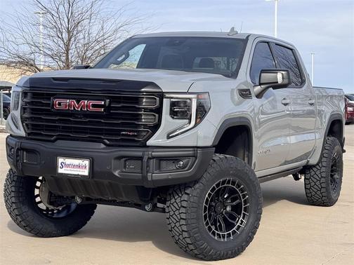 2024 GMC Sierra 1500 AT4X