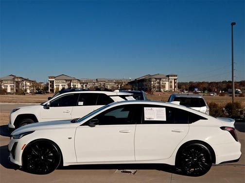 2022 Cadillac CT5 Sport