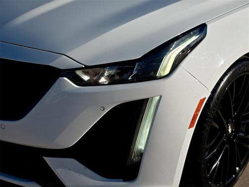 2022 Cadillac CT5 Sport