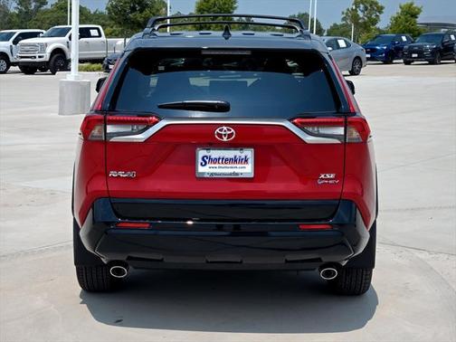 2025 Toyota RAV4 Hybrid SE