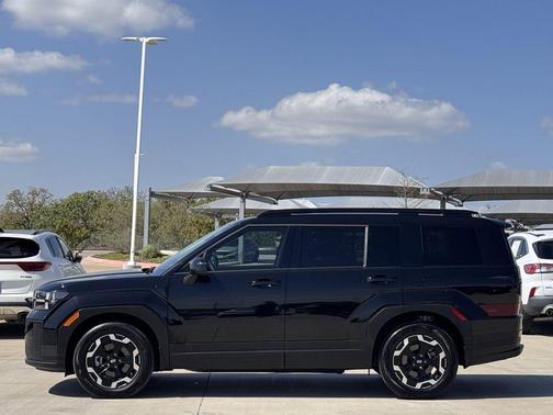 Phantom Black 2025 Hyundai SANTA FE SEL 2.4