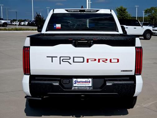 2025 Toyota Tundra Hybrid 1794 Edition