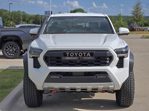 2025 Toyota Tacoma Hybrid Trailhunter Hybrid