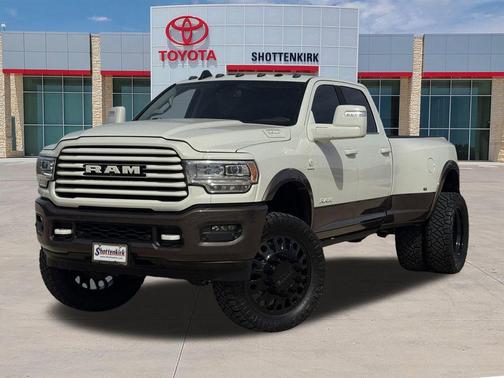 Pearl White 2024 RAM 3500 Longhorn